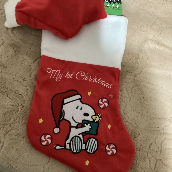 New Peanuts Snoopy My First Christmas Hat and Stocking Set - Picture 4 of 7